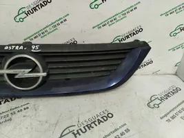 Opel Astra F Grille de calandre avant 90505722