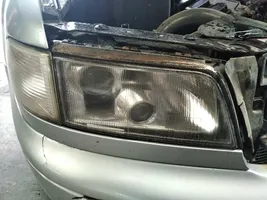 Audi A8 S8 D2 4D Lampa przednia 4D0941030E