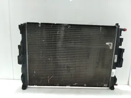 Renault Megane II Radiateur de refroidissement 8200115542