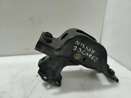 Nissan Vanette Engine mount bracket 