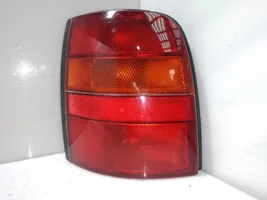 Nissan Micra Feux arrière / postérieurs 