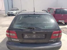 Volvo S40, V40 Takaluukun/tavaratilan kansi 