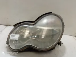 Mercedes-Benz C W203 Headlight/headlamp 0301166201