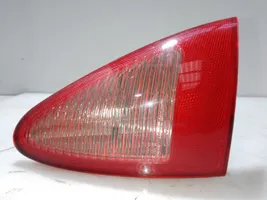 Alfa Romeo 147 Galinis žibintas kėbule 03321010