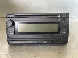 Toyota Avensis T270 Unité principale radio / CD / DVD / GPS 