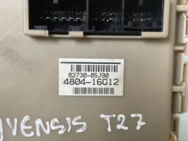 Toyota Avensis T270 Skrzynka bezpieczników / Komplet 