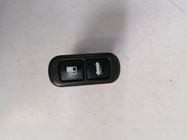 KIA Sorento Bouton interrupteur de trappe à essence 935503E000