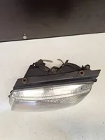 Volkswagen PASSAT B5 Lampa przednia 14742500