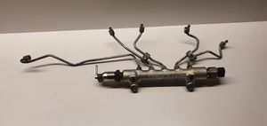 Toyota Corolla Verso AR10 Fuel distributor CH004145