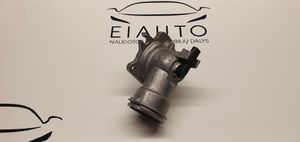 Mercedes-Benz E AMG W212 Boîtier de thermostat / thermostat A6422001615