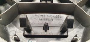 Toyota Verso Ohjauspyörän painikkeet/kytkimet CSE703