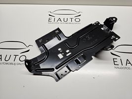 Audi Q7 4L Garso stiprintuvo laikiklis 4L0035464D