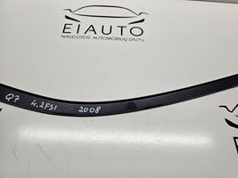 Audi Q7 4L Rivestimento vetro lato posteriore 