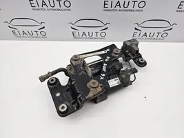 BMW X6 E71 Ilmajousituksen kompressoripumppu 6785506