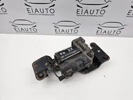 BMW X6 E71 Ilmajousituksen kompressoripumppu 6785506