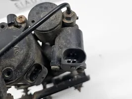 BMW X6 E71 Ilmajousituksen kompressoripumppu 6785506