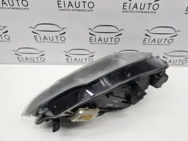 BMW X6 E71 Lampa przednia 16635100L