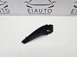 Mazda 6 Rivestimento dell’estremità del parafango GHP951PB1