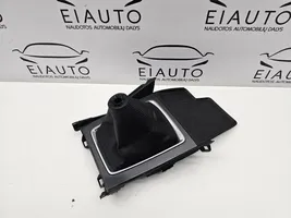 Mazda 6 Rivestimento in plastica cornice della leva del cambio GML864362