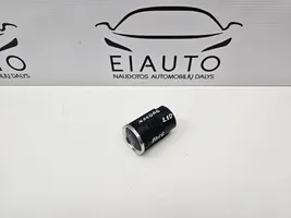 Mazda 6 Interruttore a pulsante start e stop motore GKL1663S0A