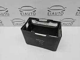 Mazda 6 Support boîte de batterie SH011859X