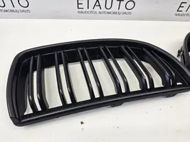 BMW 3 E90 E91 Front bumper upper radiator grill 11CFDA0302