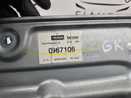 Volvo V50 Galinio el. lango pakėlimo mechanizmas be varikliuko 8679082