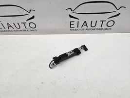 Volvo V50 Antenas pastiprinātājs 8673495