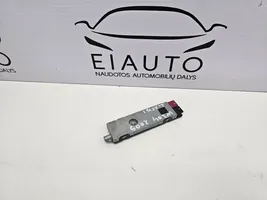 Mercedes-Benz C W204 Antenas pastiprinātājs A2048200189