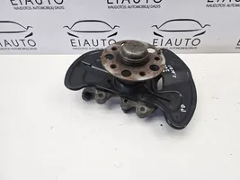 Mercedes-Benz C W204 Front wheel hub A20402