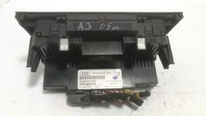 Audi A3 S3 8P Ilmastoinnin ohjainlaite 