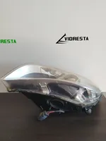 Volvo V60 Lampa przednia 31299996