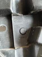 Volvo XC70 Uchwyt / Mocowanie zderzaka przedniego 31214960