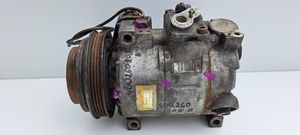 Audi A6 S6 C5 4B Ilmastointilaitteen kompressorin pumppu (A/C) 4D0260808A