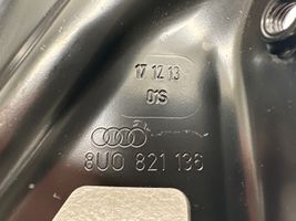 Audi Q3 8U Uchwyt / Mocowanie błotnika przedniego 8U0821136