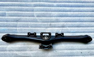 Porsche Cayenne (92A) Supporto di montaggio scatola del cambio 7L6399227