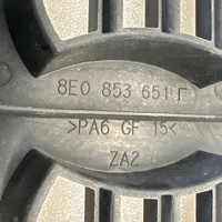 Audi A4 S4 B6 8E 8H Grotelės priekinės 8E0853651F