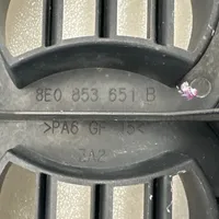 Audi A4 S4 B6 8E 8H Grotelės priekinės 8E0853651B