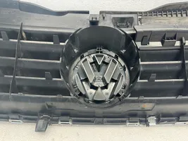 Volkswagen PASSAT B5.5 Grille calandre supérieure de pare-chocs avant 3B0853651H
