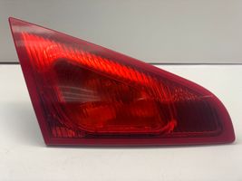 Mitsubishi Colt CZ3 Lampy tylnej klapy bagażnika 