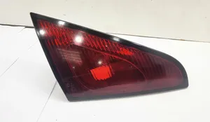 Mitsubishi Colt CZ3 Takaluukun takavalot 