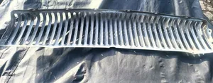 GAZ 21 Grille de calandre avant 