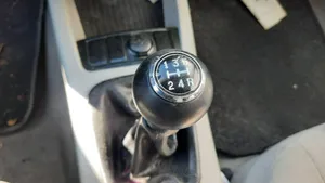 KIA Cerato Gear lever shifter trim leather/knob 