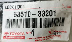 Toyota Camry Konepellin lukituksen vastakappale 