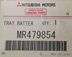 Mitsubishi Outlander Boîte de batterie MR479854