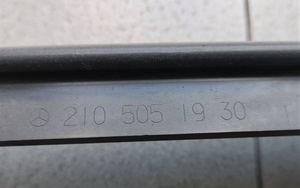 Mercedes-Benz E W210 Convogliatore ventilatore raffreddamento del radiatore A2105000816
