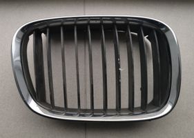 BMW 5 E39 Grille de calandre avant 8159312