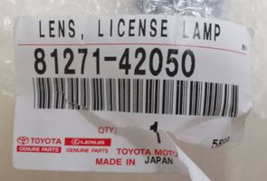 Toyota RAV 4 (XA30) Lampa oświetlenia tylnej tablicy rejestracyjnej 8127142050