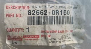 Toyota RAV 4 (XA40) Coperchio scatola dei fusibili 826620R150