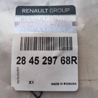 Dacia Duster Uchwyt tylnego czujnika parkowania PDC 284529768R